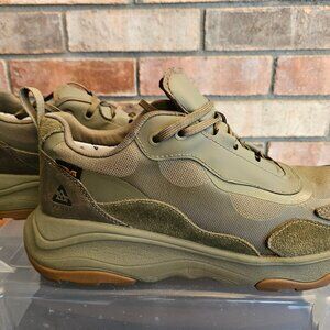 Teva Geotrecca Low RP - Women's - Size 10 - Like New - Never worn - rain proof